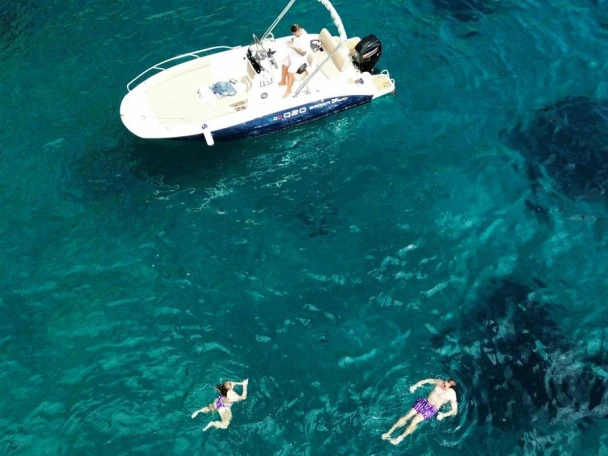 Barqa Q20 in Positano on SamBoat