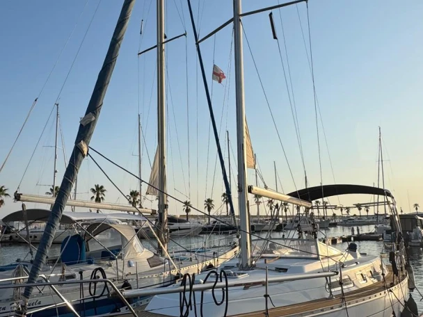 Bareboat Rental Sailboat Dufour with a boat licence