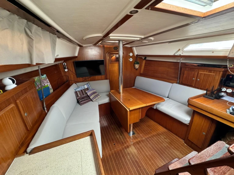 Yacht charter Sitges cheap Dufour 36 CC