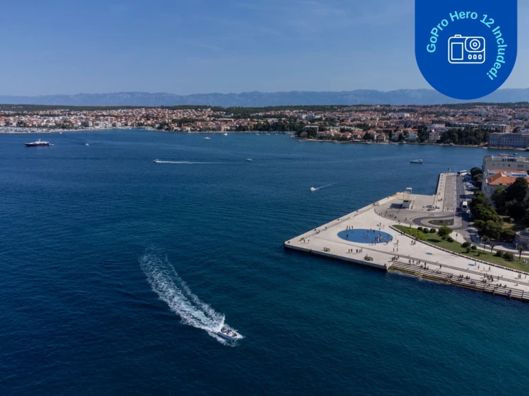 Motorboat for rent Lukoran at the best price