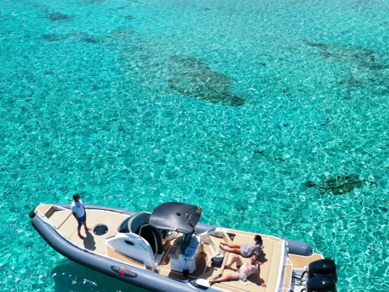 Boat rental Altamarea WAVE 35 in La Maddalena on Samboat