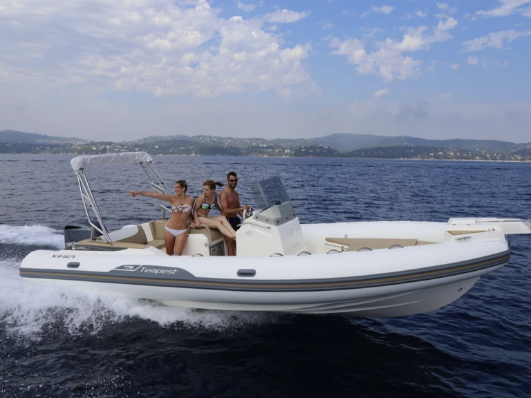 RIB rental in Fréjus - Capelli Tempest 775 Open