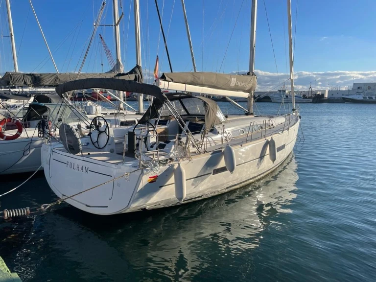 Sailboat rental with or without captain Dufour Dénia