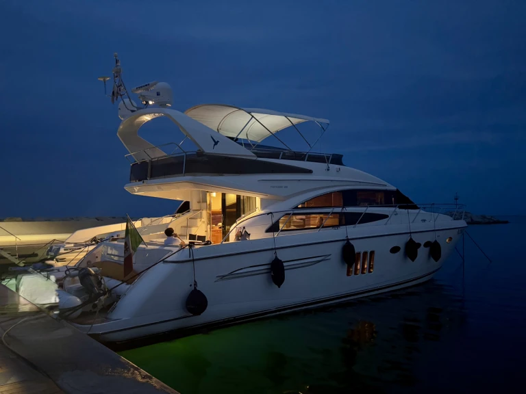 Boat rental Princess Princess 62 Fly in Portisco on Samboat