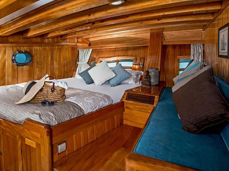 Custom Gulet-Motor Sailor Nikola charter bareboat or captained in  Bodrum