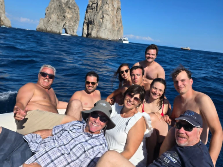 Joker Boat Clubman 26 in Sorrento on SamBoat