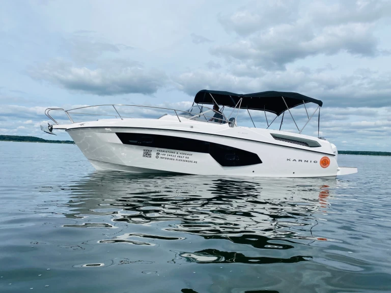 Motorboat for rent Fleesensee at the best price