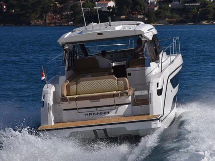 Luxury Yacht for rent Trogir at the best price