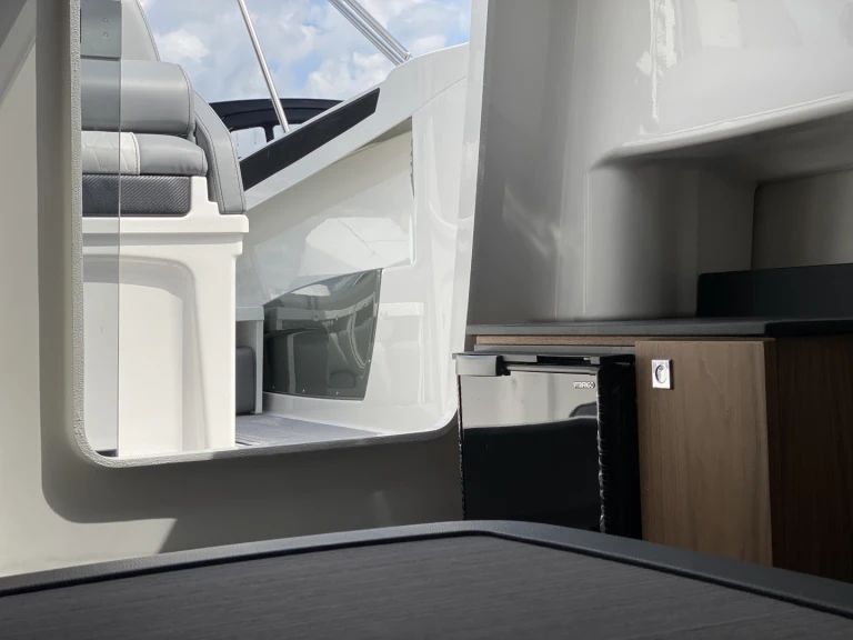 Karnic Karnic SL 702 in Fleesensee on SamBoat