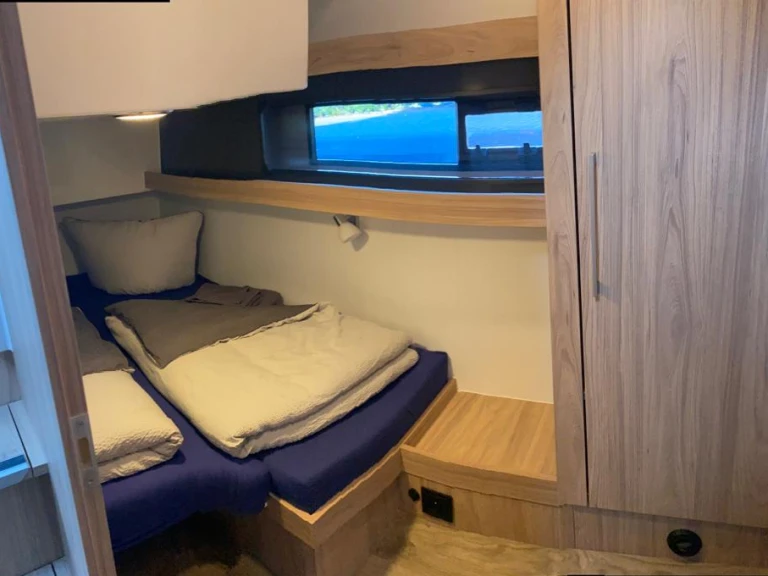 Motorboat rental with or without captain Cobra Fleesensee