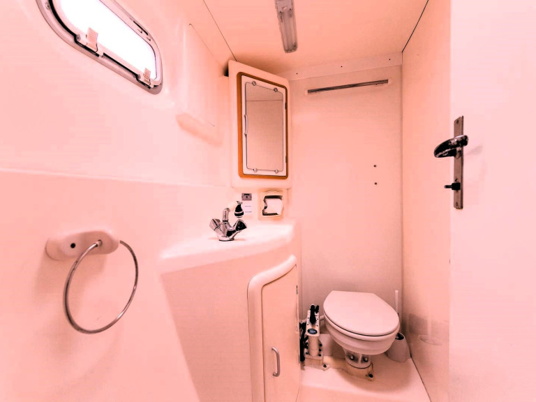 Leopard Leopard 47 charter bareboat or captained in  Eden Island