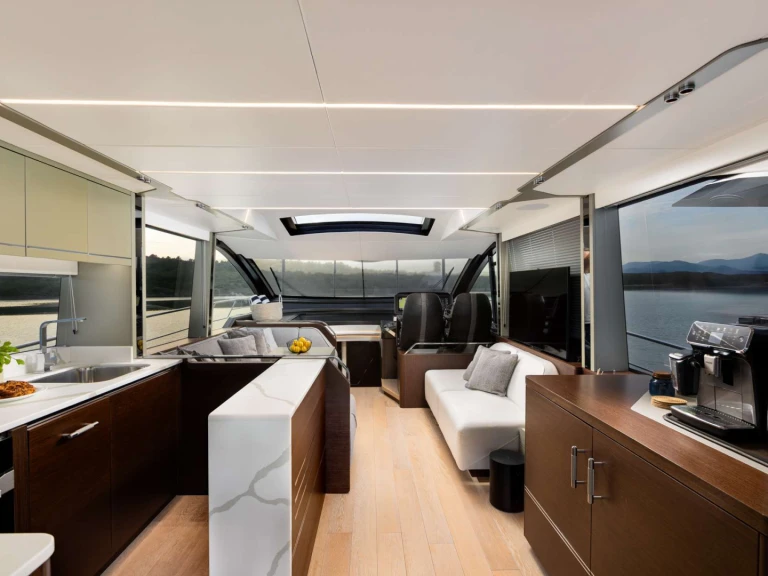 Luxury Yacht for rent Trogir at the best price