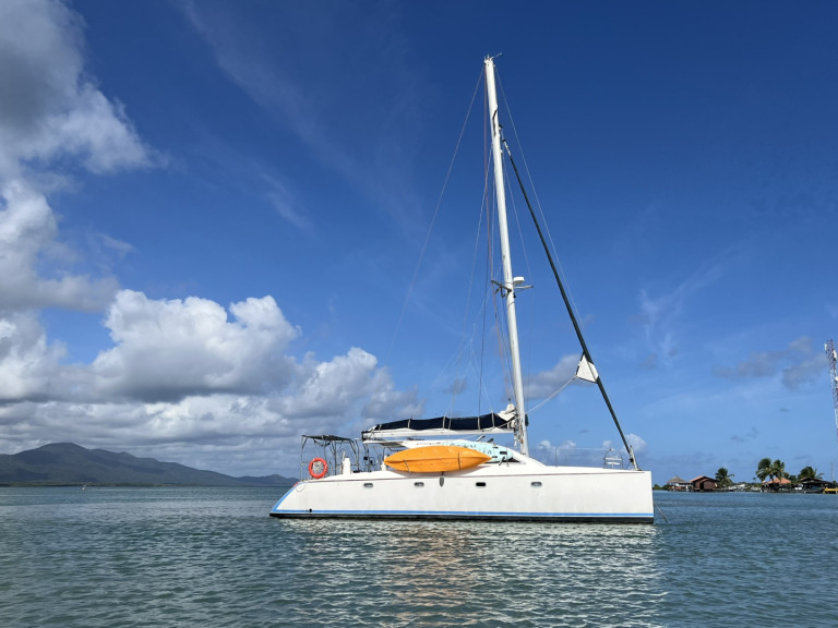 Bareboat Rental Catamaran Nautitech with a boat licence