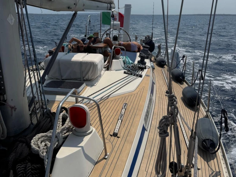Yacht charter La Spezia cheap Swan 51