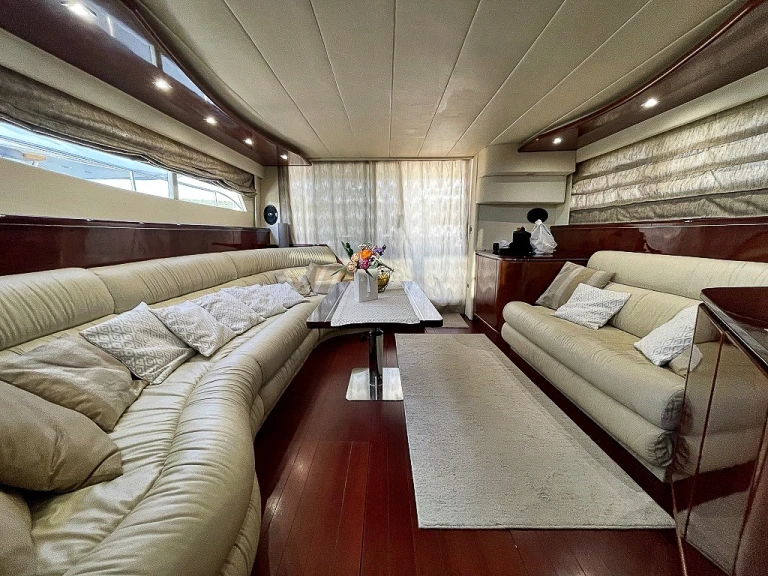 Motorboat rental with or without captain  Sukošan