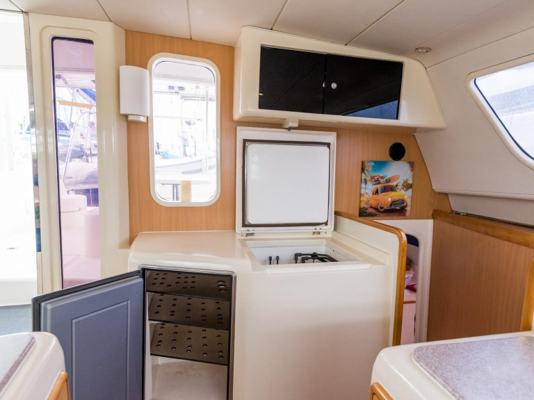 Bareboat Rental Catamaran Leopard with a boat licence