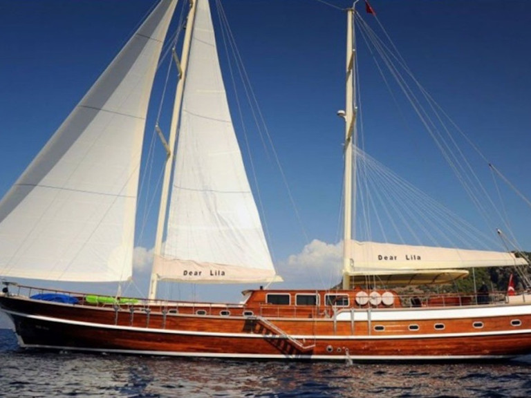 Sailboat for rent Fethiye at the best price