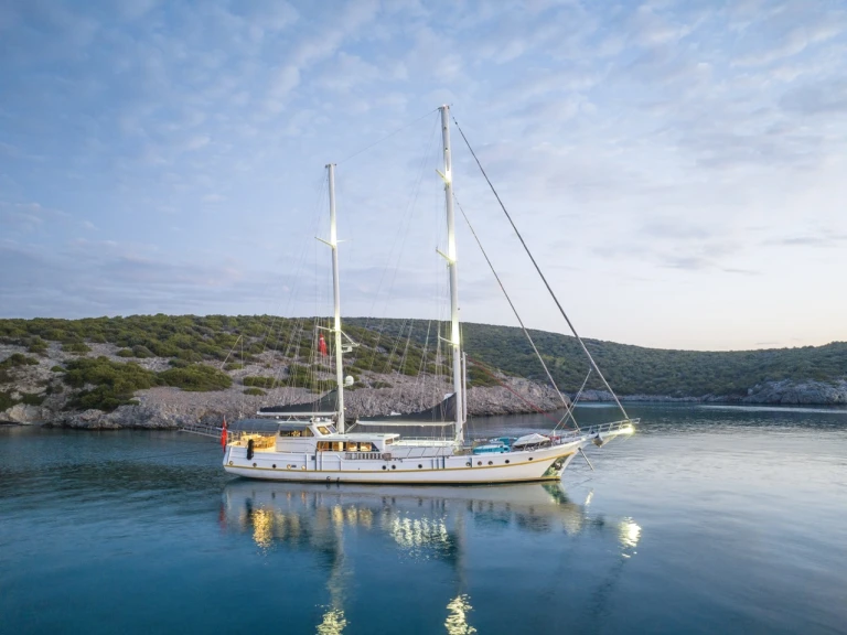 Sailboat for rent Bodrum at the best price