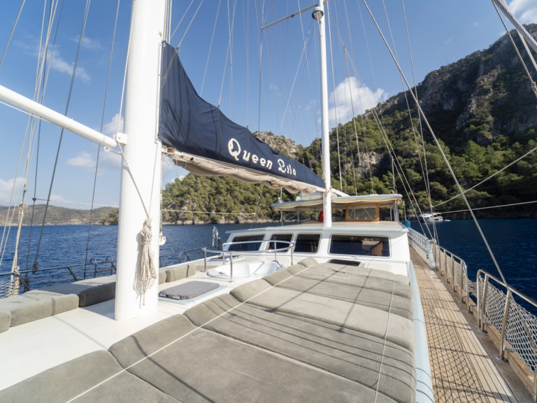 Sailboat for rent Fethiye at the best price