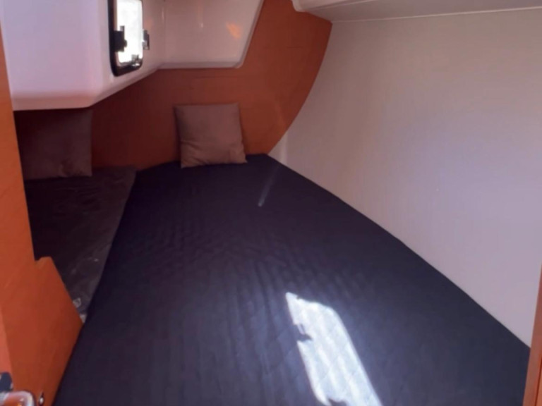 Boat rental Dufour Dufour 32 in Capo d'Orlando on Samboat