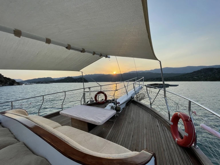 Sailboat for rent Antalya (City) at the best price