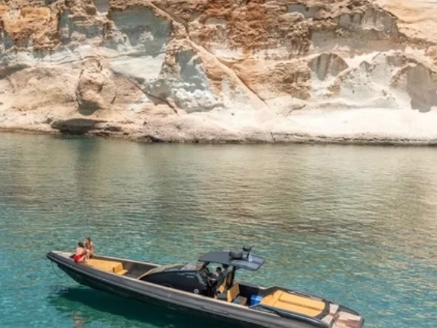 Technohull Technohull Omega 41 in Lávrio on SamBoat