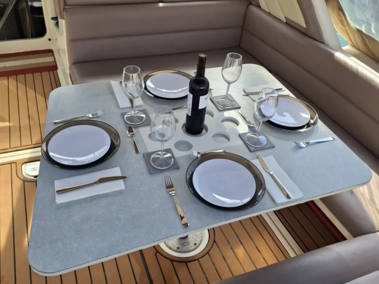 Motorboat for rent Valencia at the best price