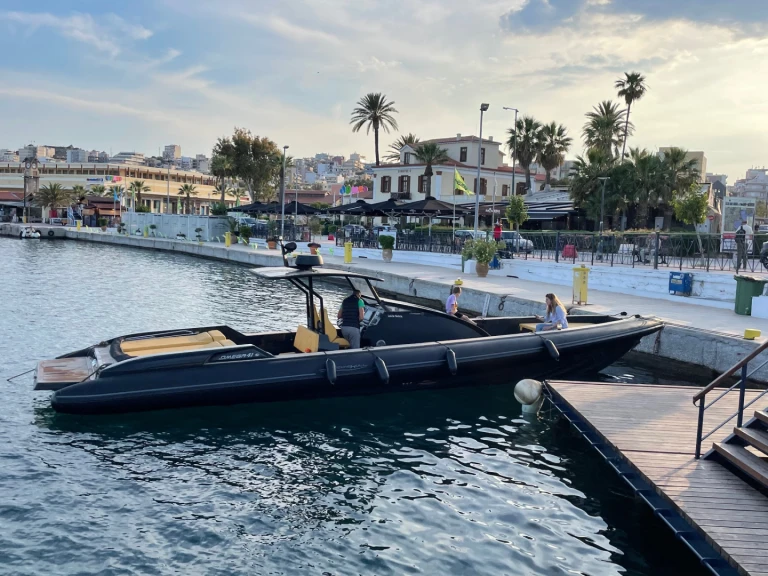 Technohull Technohull Omega 41 in Lávrio on SamBoat