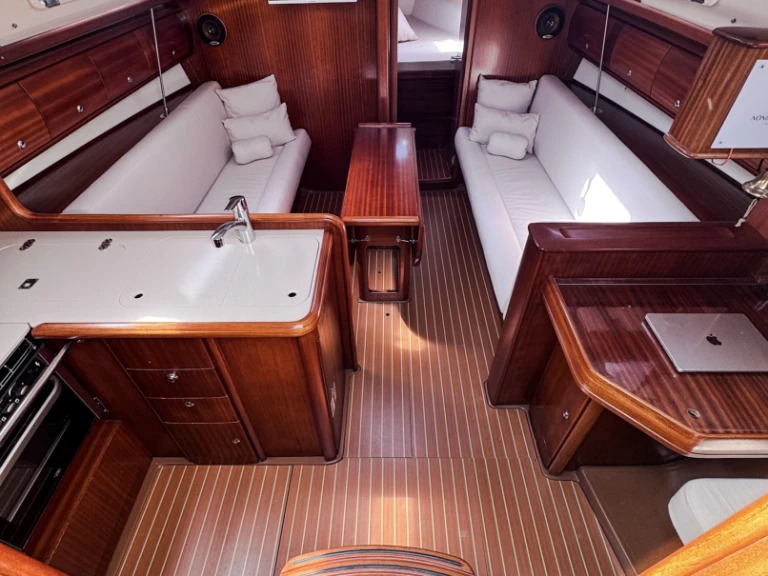 Bavaria Bavaria 36 in Mahón on SamBoat