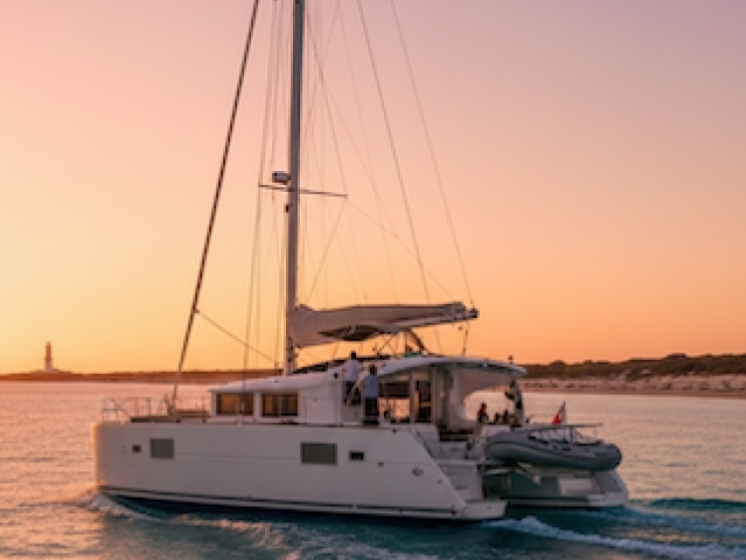 Rent a Lagoon Lagoon 400 S2 Sant Antoni de Portmany