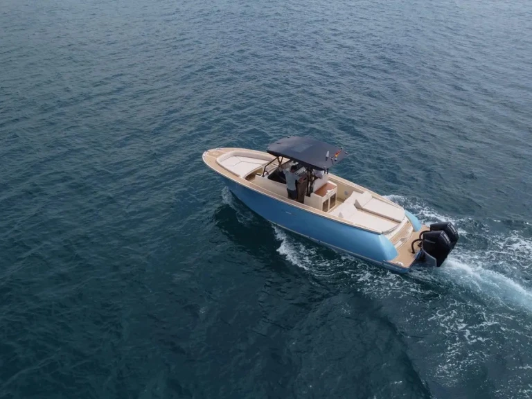 Bareboat Rental Motorboat Lilybaeum Yacht with a boat licence