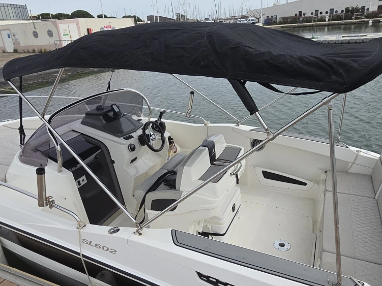 Boat rental Karnic 602 sl cruiser in Port-Camargue on Samboat