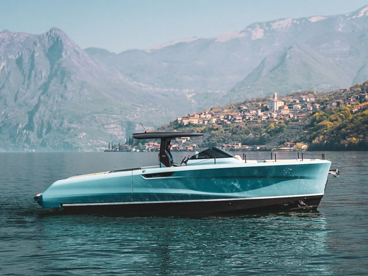 Motorboat rental with or without captain Bellini Yacht Palau