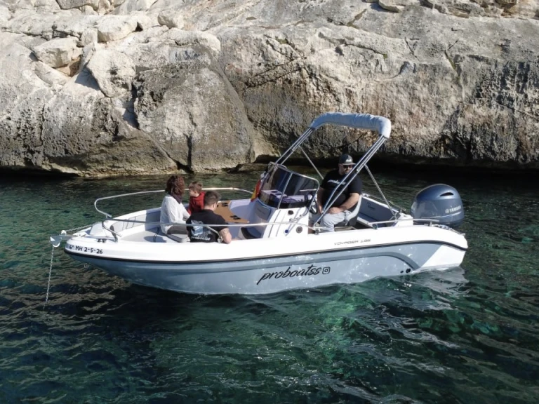 Motorboat for rent Ciutadella de Menorca at the best price