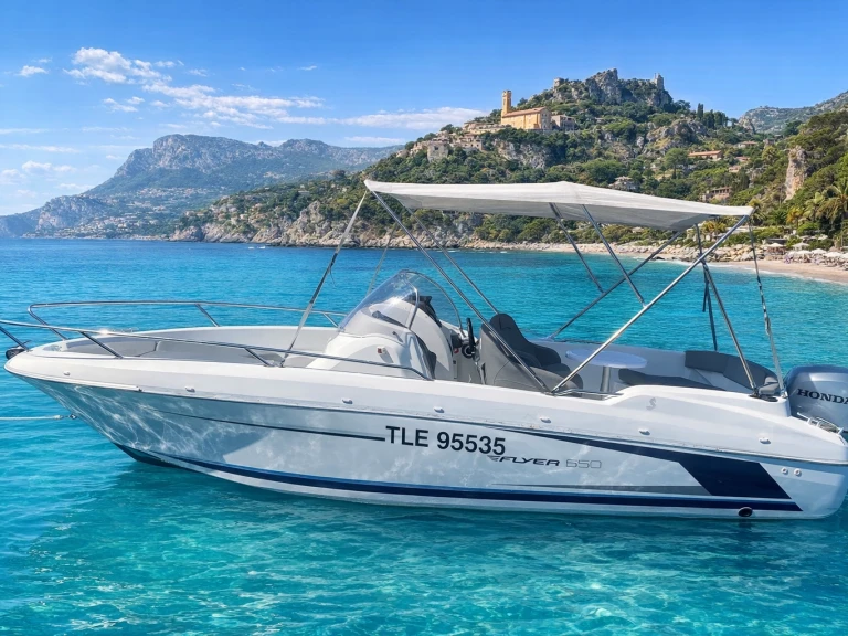 Motorboat rental in France - Bénéteau Flyer 650 Open
