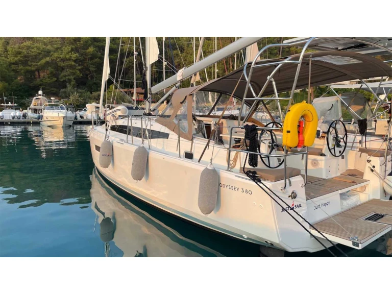Rent a Jeanneau Sun Odyssey 380 Göcek