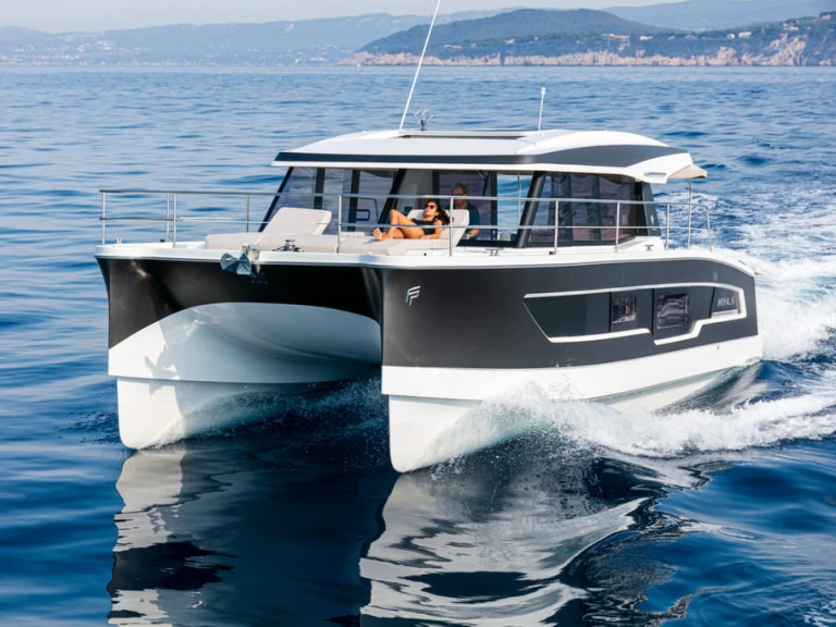 Bareboat Rental Motorboat Fountaine Pajot with a boat licence