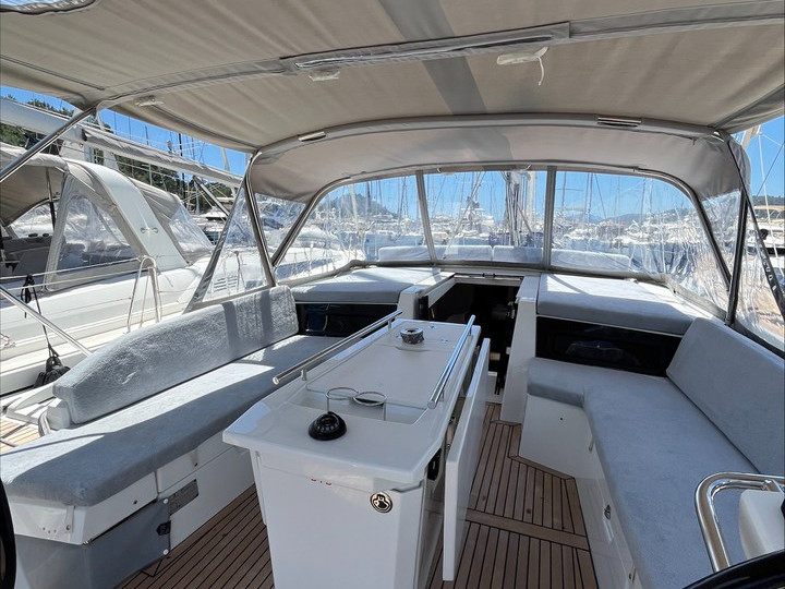 Rent a Bénéteau Oceanis 46.1 Göcek
