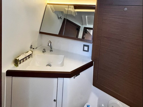 Yacht charter Göcek cheap Oceanis 46.1