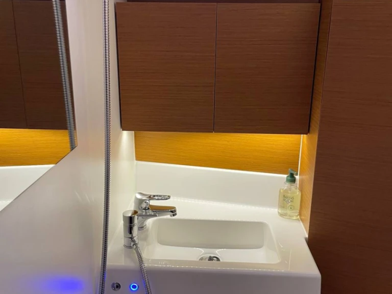 Jeanneau Sun Odyssey 380 charter bareboat or captained in  Göcek