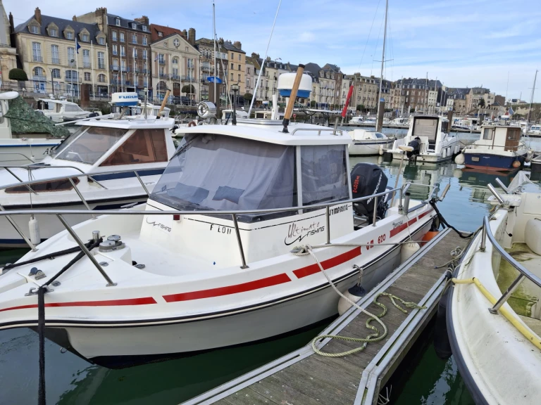 Yacht charter Dieppe cheap GM 620
