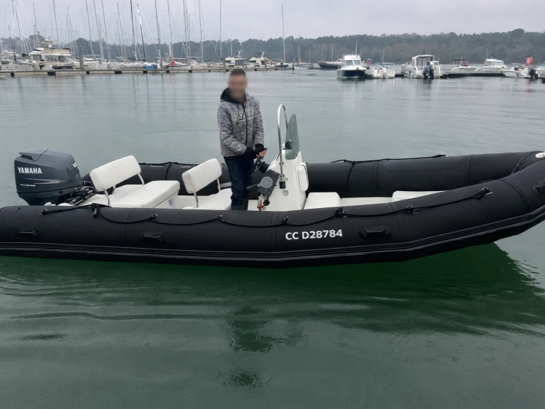 RIB rental with or without captain Bombard Bénodet