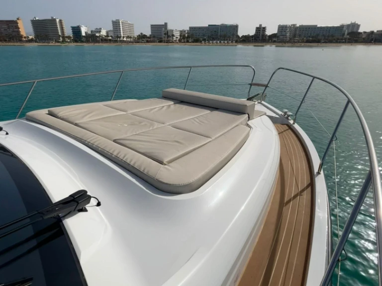 Motorboat for rent Palma de Mallorca at the best price
