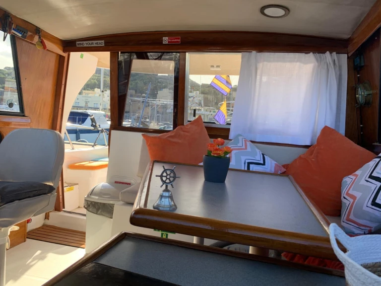 Bayliner Bayliner 35 Motoryacht in Mġarr on SamBoat