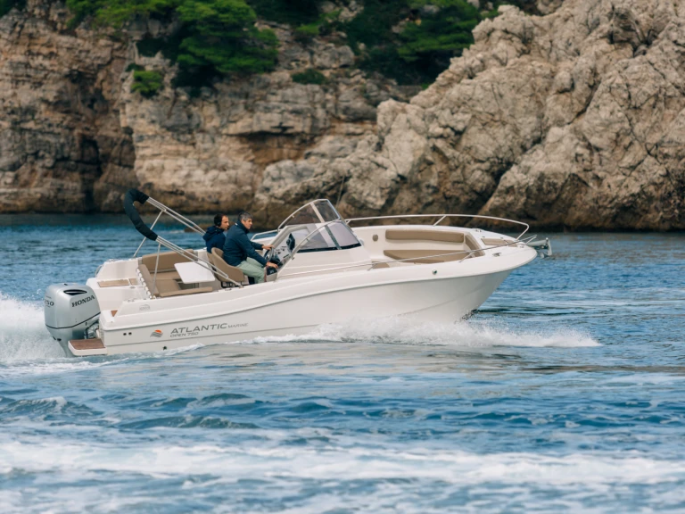 Yacht charter Dubrovnik cheap 750 Open