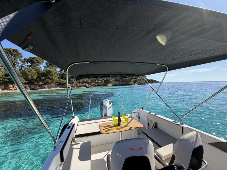Motorboat rental in Mandelieu-la-Napoule - Bénéteau Flyer 7.7 SUNdeck