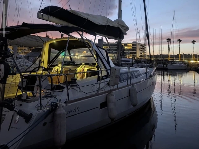 Bénéteau Oceanis 45 charter bareboat or captained in  Lagos