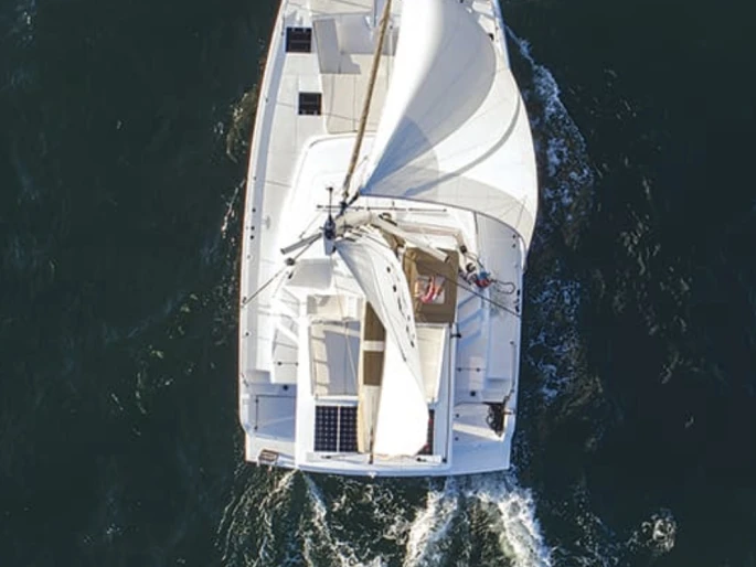 Bali Bali Catspace Voile in Le Grau-du-Roi on SamBoat