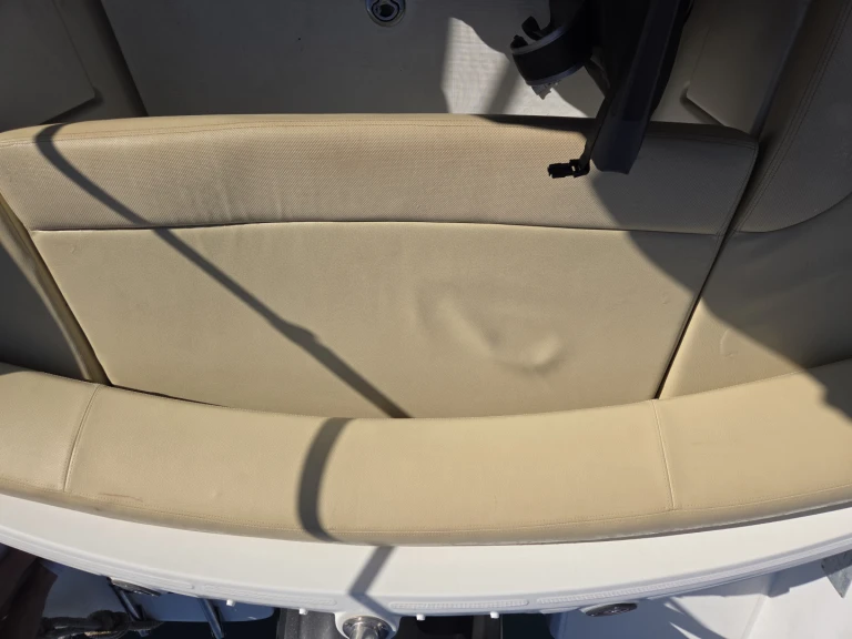 Motorboat rental in Toulon - Bénéteau Flyer 650 Sun Deck