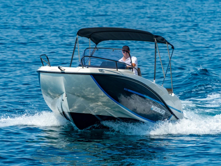 Yacht charter Altea cheap Activ 605 Open